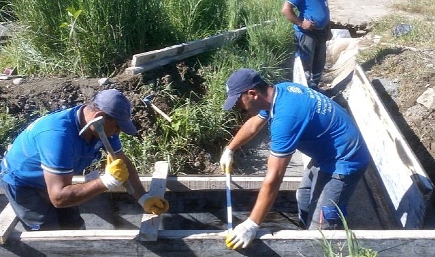 Muğla Büyükşehir’den Üreten Köylüye Sulama Desteği