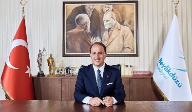 Beylikdüzü Belediye Lideri Mehmet Murat Çalık yine aday gösterildi
