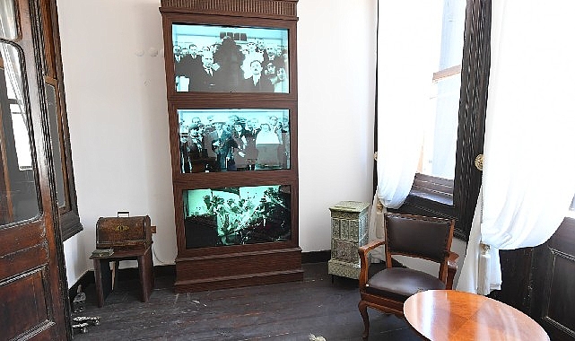 Cumhuriyet’in kuruluşuna tanıklık eden eserler kıssalarıyla büyülüyor