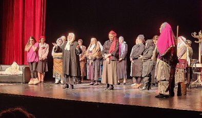 Hatay için sahnelenen “Asena’nın Rüyasına” büyük ilgi