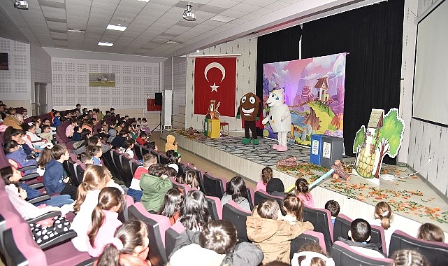 Kartepeli çocuklara yarıyıl cümbüşü