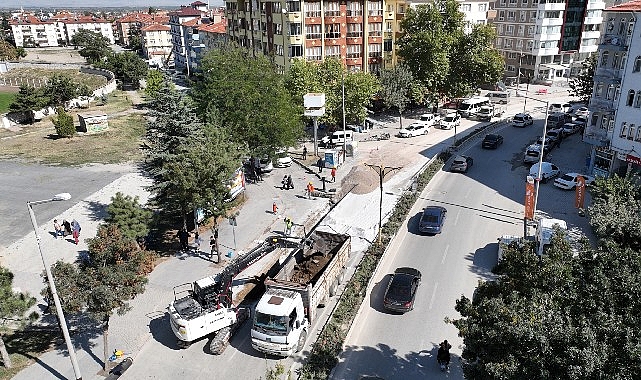 KOSKİ, kentin altyapısını güçlendirmek için 31 ilçede gece gündüz çalışıyor