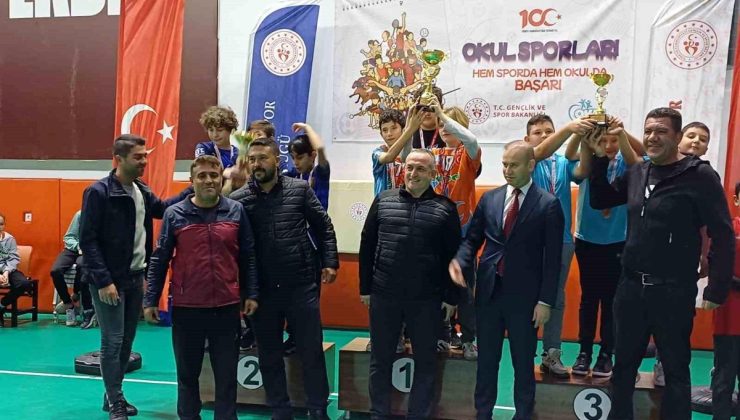 Köyceğiz Toparlar Ortaokulu Floor Curling İl Birincisi