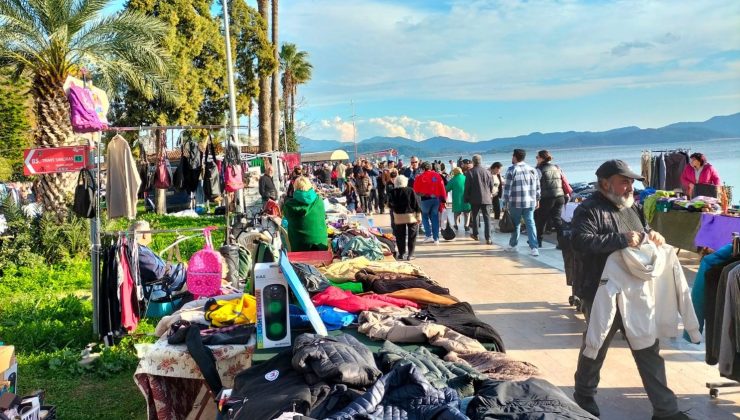 Köyceğiz’de ikinci el pazarına vatandaşlar yoğun ilgi gösterdi