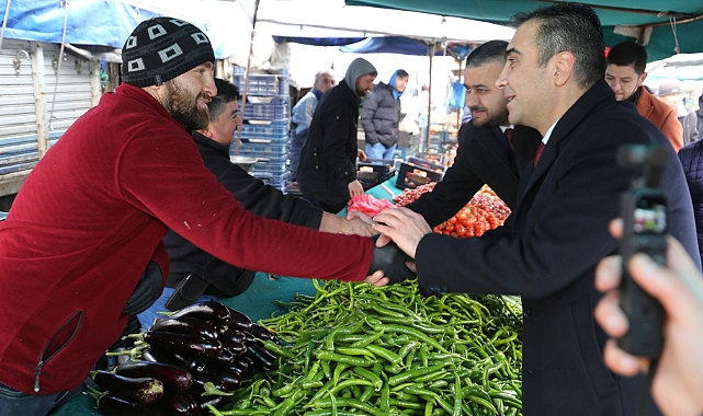 Lider Kalaycı Pazartesi pazarını ziyaret etti