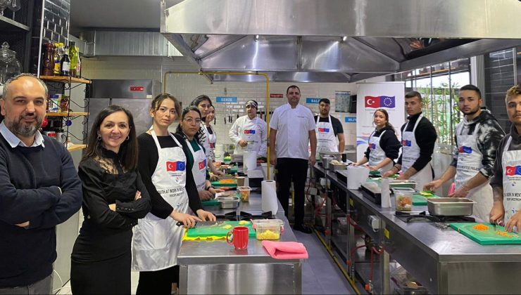 Menteşe’de ‘Gençler İşte’ projesinde mesleki eğitimler başladı