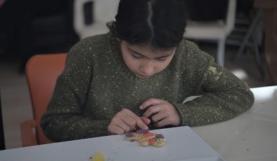 Minikler mutfakta eğlenerek öğrendi