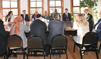 Muhtarlardan, Ayaydın’a;“Başkandan umudu kestik, daire müdürüne bile ulaşamıyoruz”