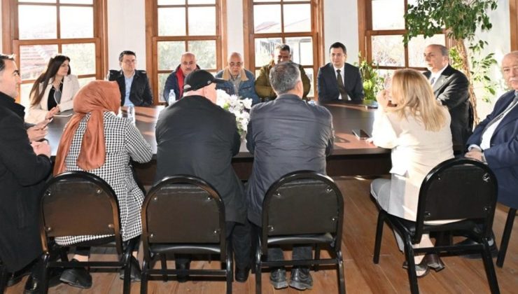 Muhtarlardan, Ayaydın’a;“Başkandan umudu kestik, daire müdürüne bile ulaşamıyoruz”