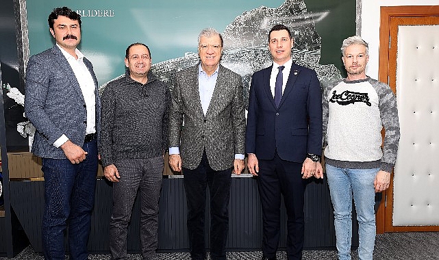 Narlıdere’de toplu kontrat sevinci
