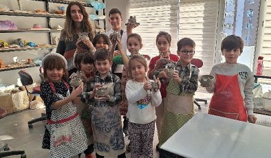 Nilüferli öğrencilerin tatili dolu dolu geçiyor