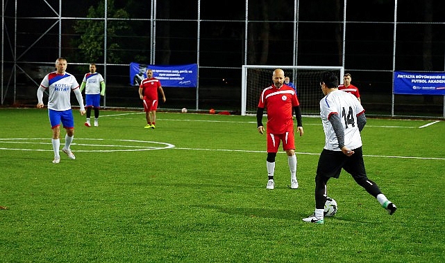 Veteranlar Futbol Turnuvası’nda şampiyon muhakkak oldu