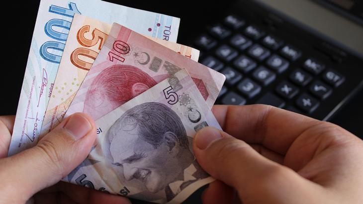 Yaşlı ve engelli aylıkları hesaplara geçti