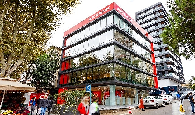 Akbank, Afet Bölgesinde Toplumsal ve Ekonomik Kalkınmaya Hizmet Ediyor