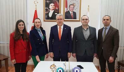 Atriyal Fibrilasyon hastalarının ömür kalitesini arttıracak taşınabilir uygulama geliştirecekler