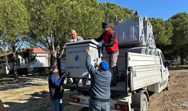 Burhaniye Belediyesi Paklık İşleri Müdürlüğü “Daha Pak Bir Burhaniye” sloganı ile durmaksızın çalışmalarına devam ediyor.