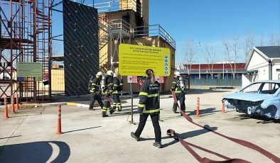Büyükşehir İtfaiyesi’nden tersane işçisine eğitim