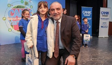 Canik’te Öğrenciler Tabiat İçin El Ele