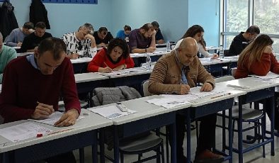 Ege Üniversitesinde vazifede yükselme imtihanı yapıldı