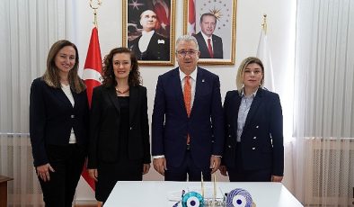 Egeli Doktora Öğrencisinden ‘Sigara Zıddı Hemşirelik Teşebbüsleri Taşınabilir Uygulaması’