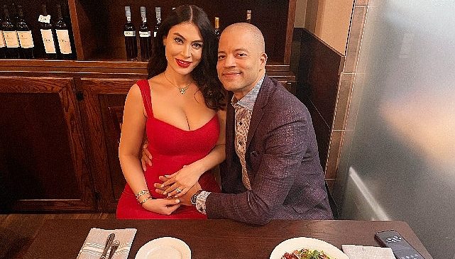 Günseli Deniz ve Amerikalı iş insanı eşi Nick Pickens bebek bekliyor