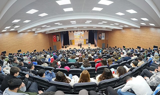 Kent Konferanslarında Eğitim Danışmanı Müftüoğlu; Çumra, Ereğli ve Ilgın’da Öğrencilerle Buluştu