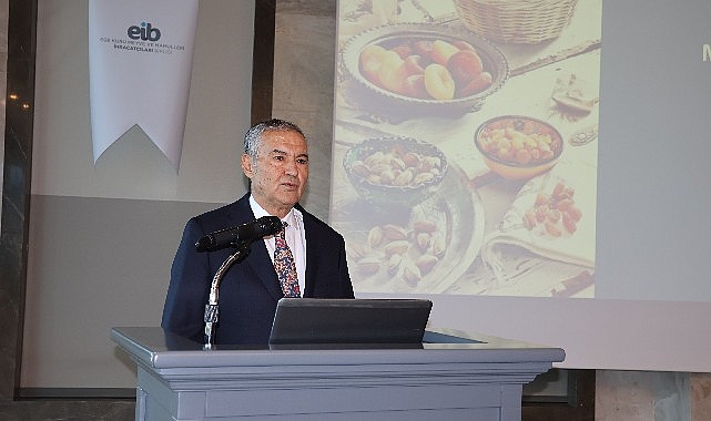 Kuru meyve dalı 1,8 milyar dolar gayeleri için kenetlendi