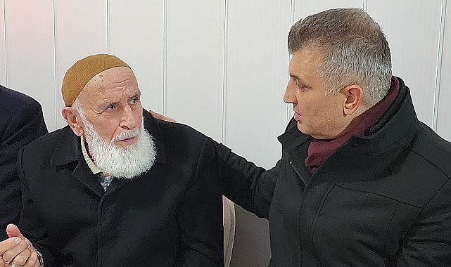 Lider Ali Yıldırım Sezer, gece gündüz alanda