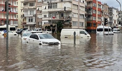 Lider Böcek “1450 işçi ve 290 araçla sahadayız” “Var gücümüzle çalışıyoruz”