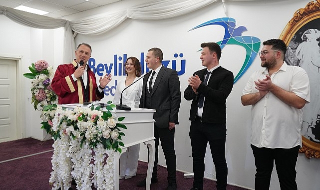 Lider Çalık’tan Sevgililer Günü’nde Evlenen Çiftlere Sürpriz