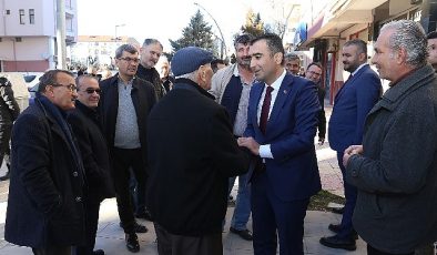 Lider Kalaycı Karaman’ı sokak sokak geziyor