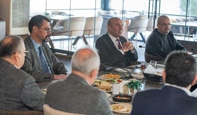 Lider Soyer: “İzmir’e şaibesiz, tertemiz bir iz bırakıyoruz”