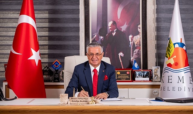 Sanatın ve sanatkarın yanındayız Kemer’de birebir salonda tiyatro ve sinema olacak