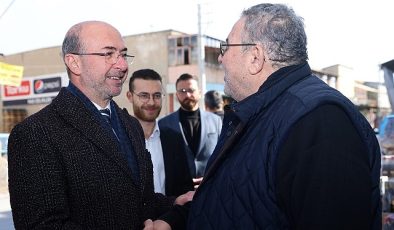 Selçuklu Belediye Lideri Ahmet Pekyatırmacı Besin Toptancıları Sitesi’ndeki işyerlerine ziyaret gerçekleştirdi