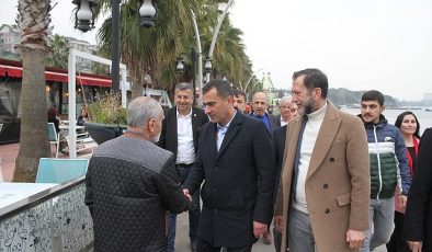 İbrahim Sevecen her gün halkla iç içe