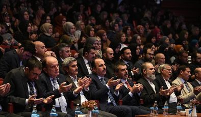 Konya Büyükşehir’in Tahir Büyükkörükçü Belgeseli Gösterimi ve Anma Gecesi Ağır İlgi Gördü