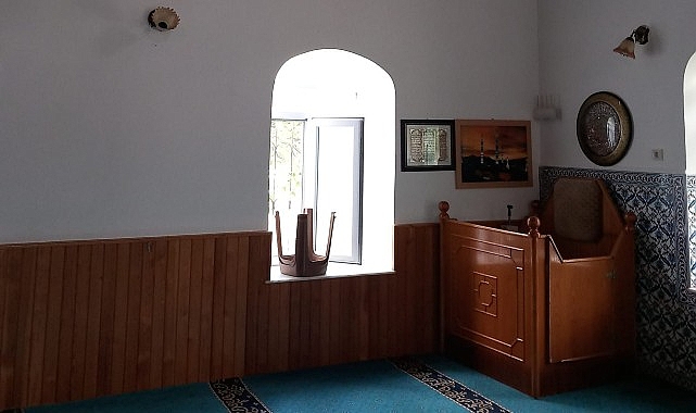 Kuzdere Merkez Mescidi’nde bakım ve tamir çalışmaları