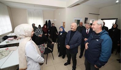 Lider Adayı Büyükgöz Cumaköy’ü Turladı