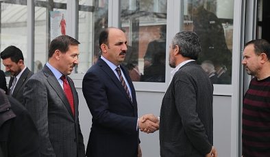 Lider Altay Ayakkabıcılar Sanayii’nde Esnafla ve Öğrencilerle Buluştu