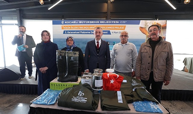 Lider Büyükakın: Balıkçılara en büyük dayanağımız denizlerimizi temizlemek