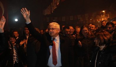 Lider Deveciler’e Sevgi Seli