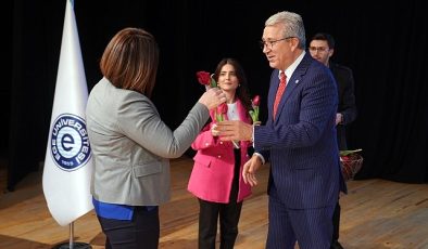 Rektör Budak, “Türkiye Yüzyılı ülküsünü gerçeğe dönüştürmek için bilim üretmeyi sürdüreceğiz”