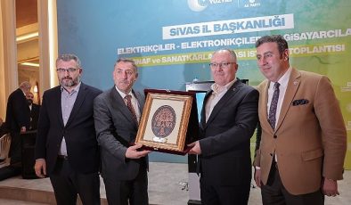 Sivas Belediye Lider Hilmi Alım “Cumhurbaşkanımız Muştularla Geldi”