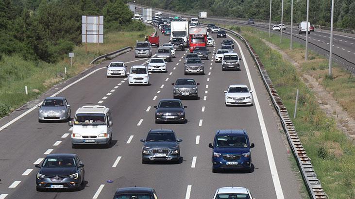 İstanbul’u terk ediyorlar! 9 günlük Kurban Bayramı tatili öncesi trafikte son durum…