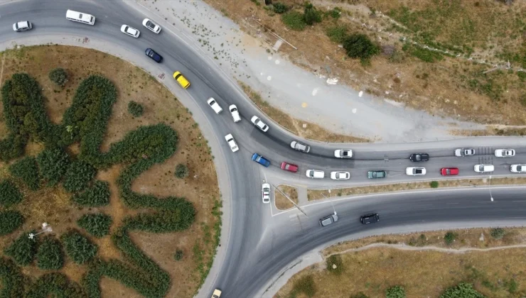 Muğla ve Aydın’daki tatil merkezlerinde trafik yoğunluğu