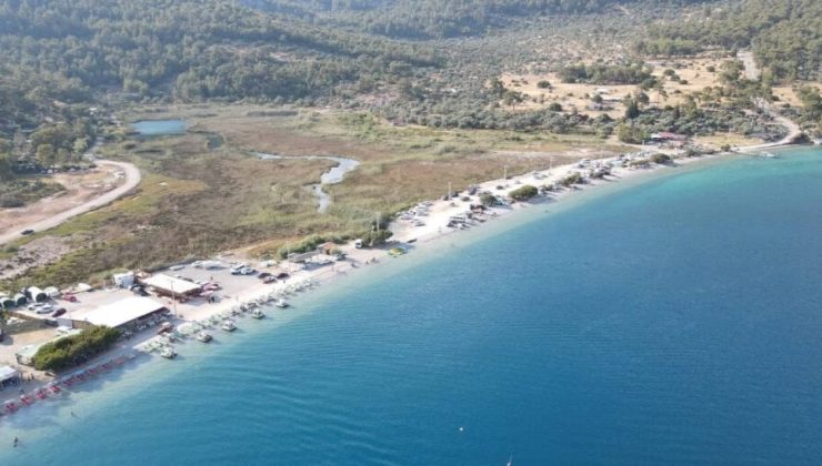 Muğla’daki İşgal Sona Erdi: Akbük Plajı Halka Açılarak Ücretsiz Oldu