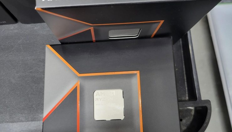 Bazı Kullanıcılar AMD Ryzen 9000 Zen 5 Serisi İşlemcilere Erkenden Ulaştı