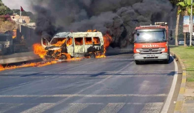 Bodrum’da minibüs yangını: Korku dolu anlar yaşandı