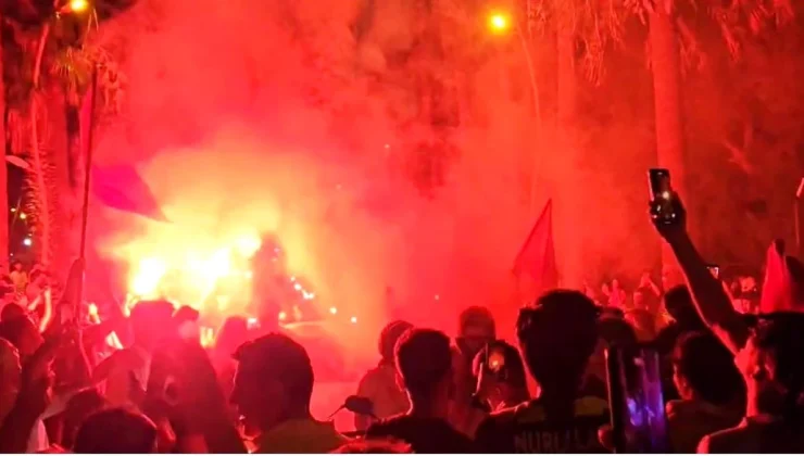 Marmaris’te Türkiye’nin Euro 2024’te çeyrek finale yükselmesi coşkuyla kutlandı