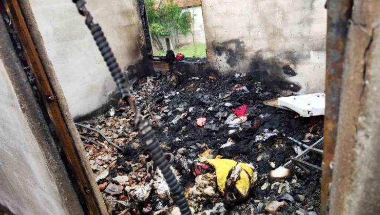 Muğla’da Prizden Çıkan Yangın Sonucu Ev Kullanılamaz Hale Geldi